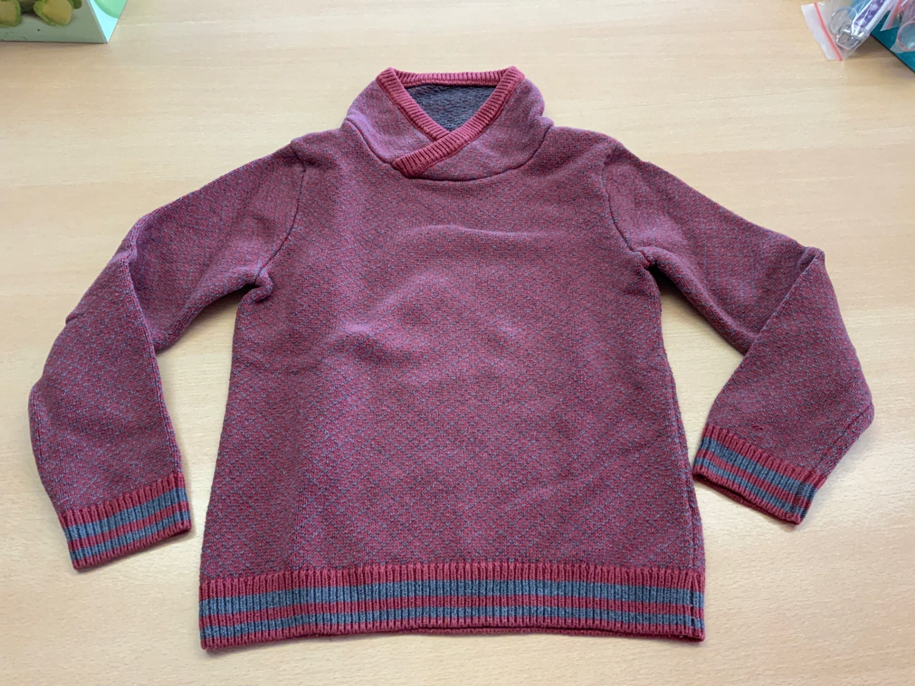 Pullover 122/128 Rot und Blau