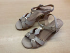 Sandalen 36 Beige und Taupe