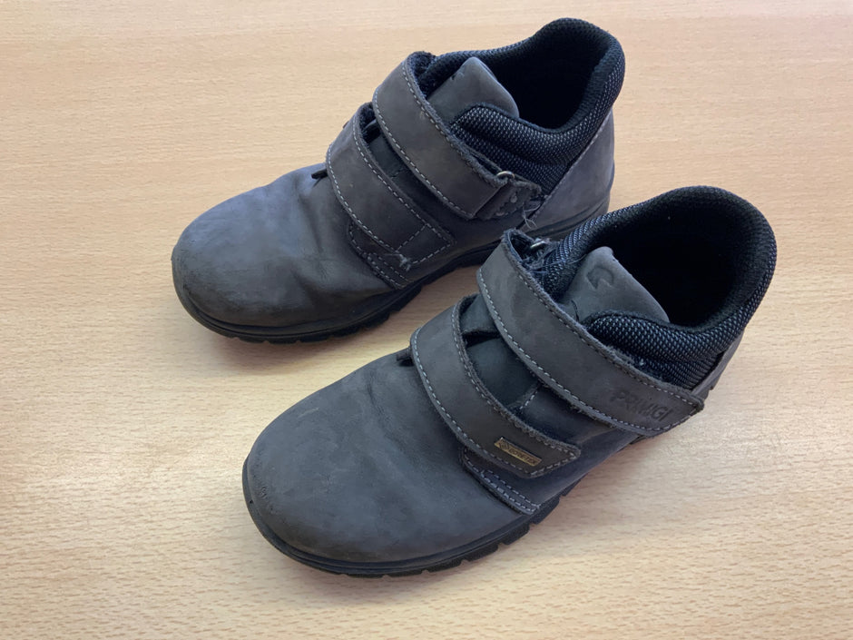 Gore-Tex Schuhe 32 Grau