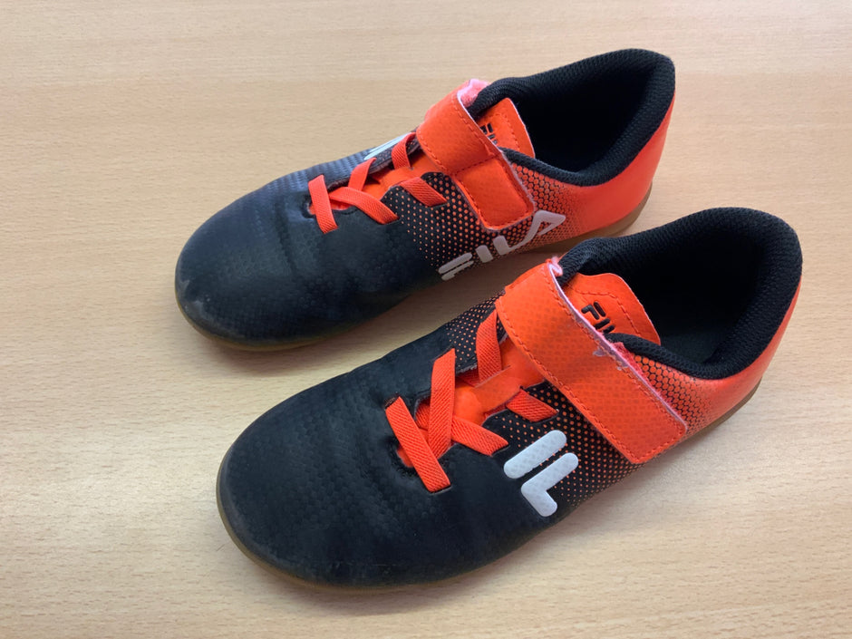 FILA Sportschuhe 33 Schwarz und Orange