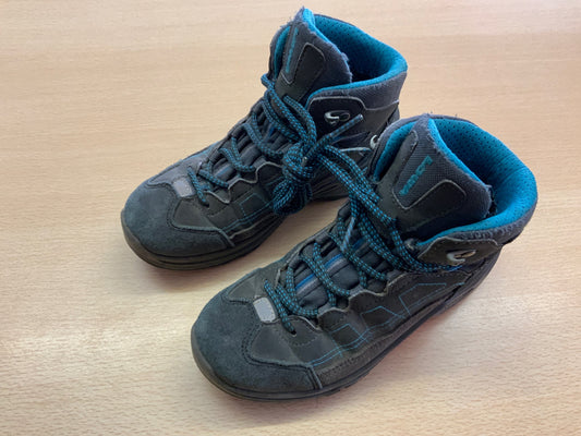 Lowa Wanderschuhe 32 Grau und Blau