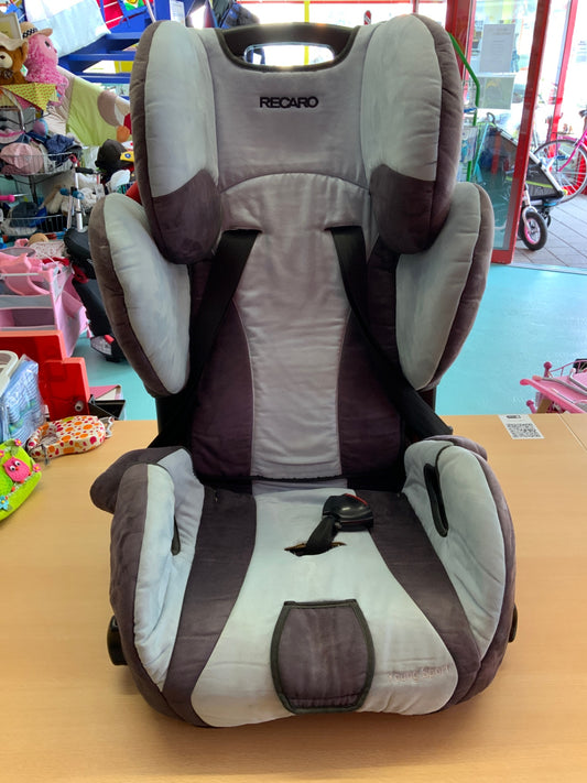 RECARO Autositz Grau und Schwarz