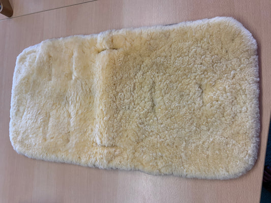 Lammfell für Kinderwagen Creme