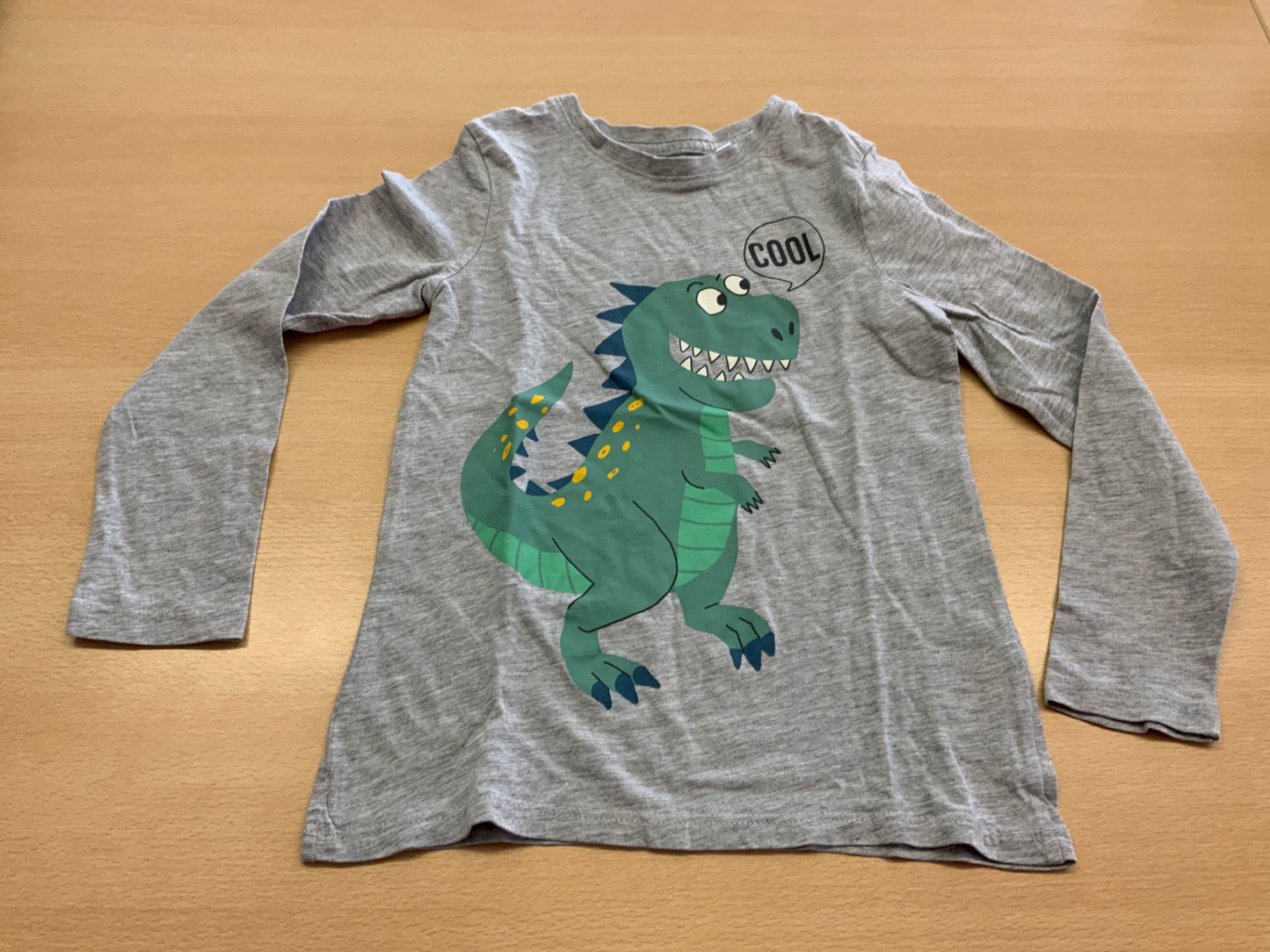 Langarmshirt 122 Grau