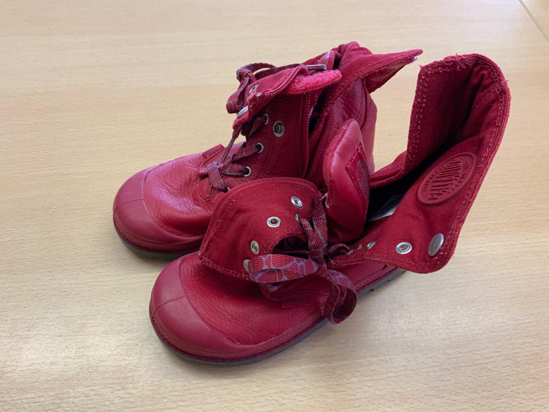 Stiefel Rot