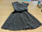  Kleid 152 Schwarz und Weiß