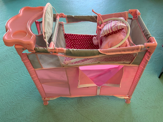  Puppenbett/Schrank Pink