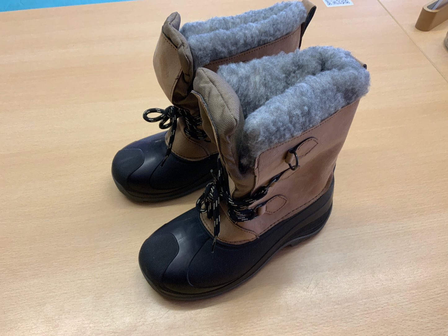 Winterstiefel 32/33 Braun, Schwarz