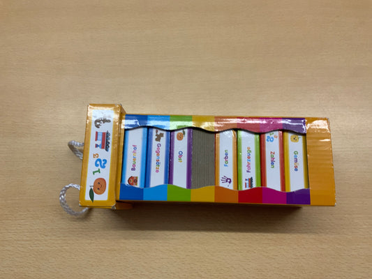 8 kleine Bücher erste Worte Bunt