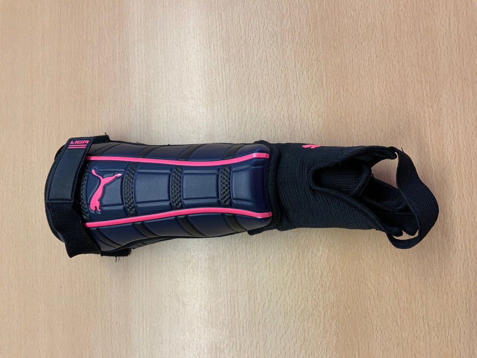 Puma Schienbeinschoner Schwarz und Pink