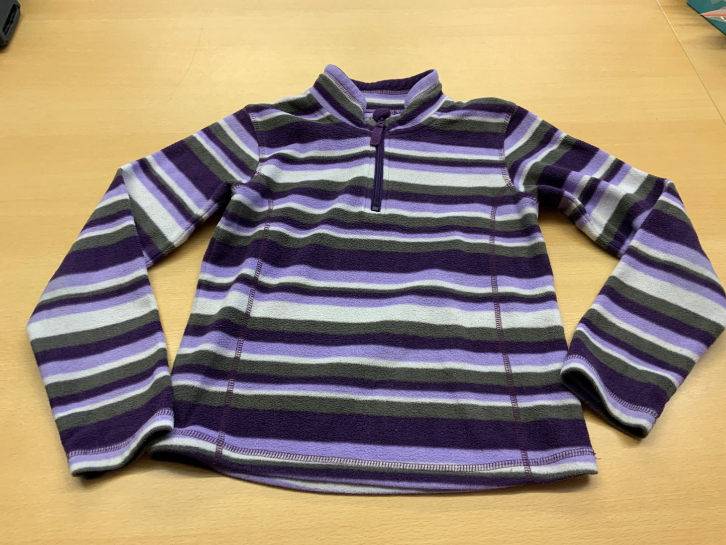 Pullover 134 Lila, Schwarz, Grau, Weiß