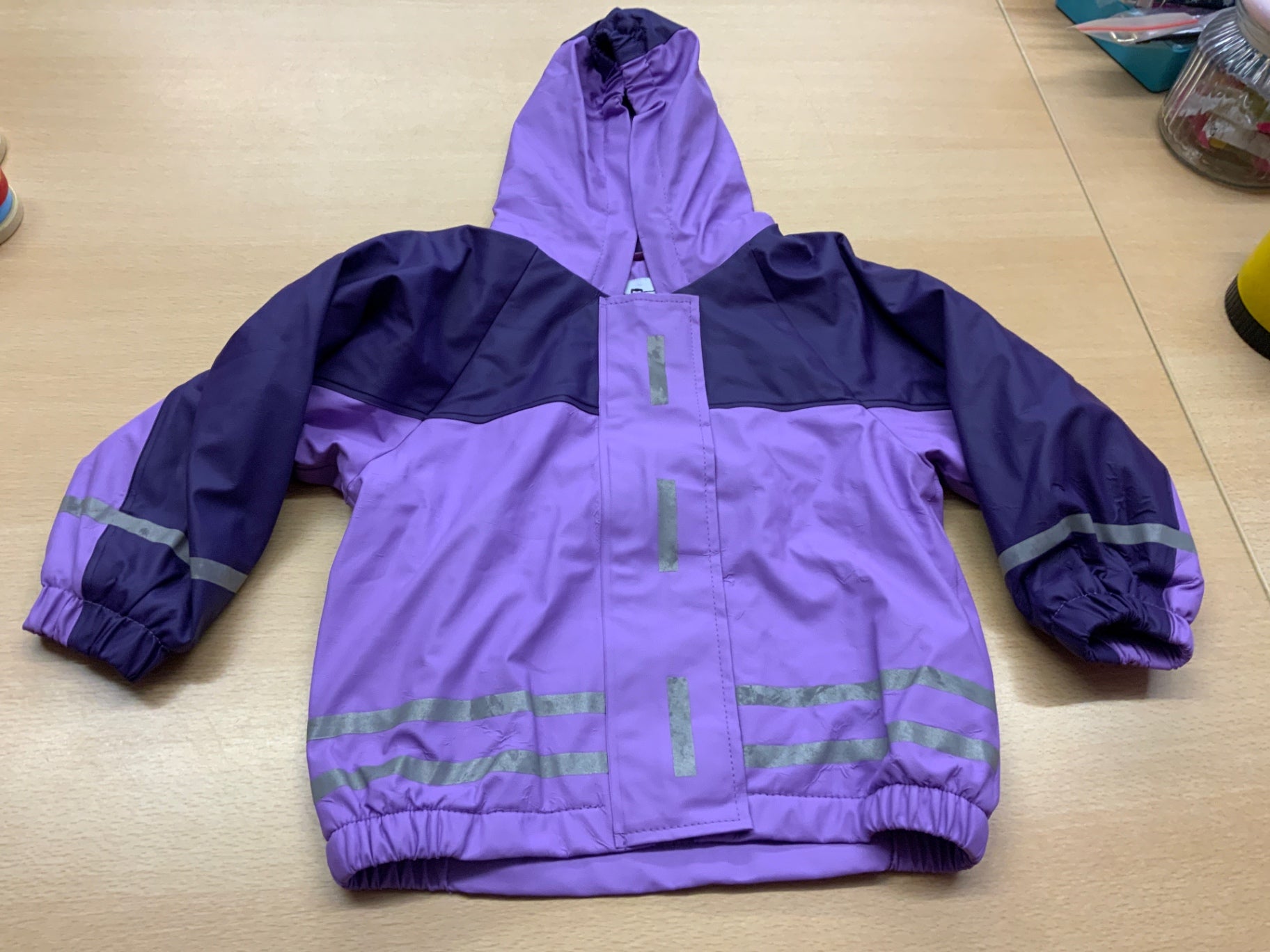  Regenjacke 86 Violett und Lila
