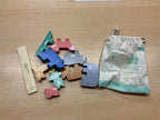Holzspielzeug Verschiedene Farben (Blau, Pink, Grau, Grün, Gelb, Braun)