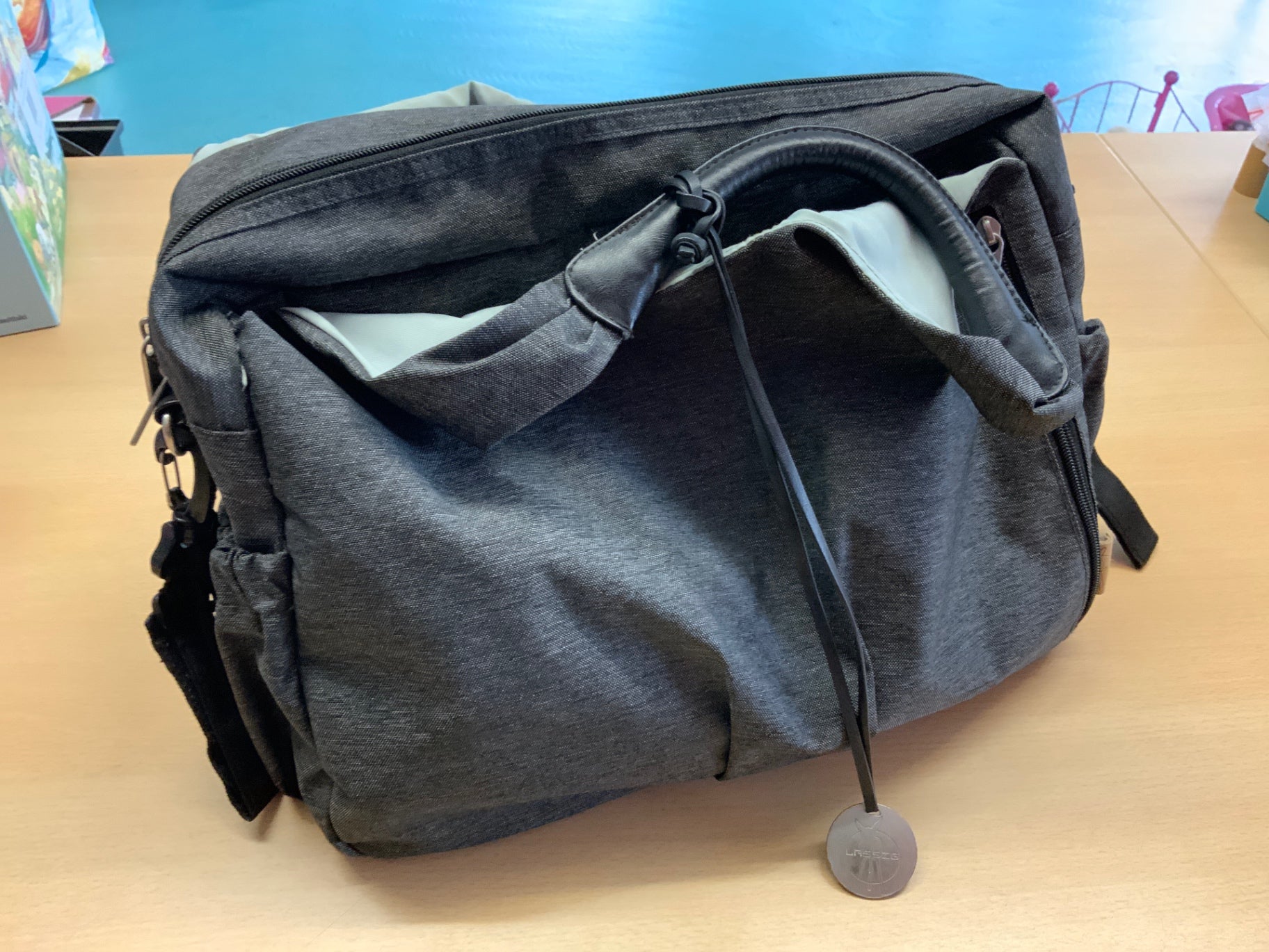 Wickeltasche Grau