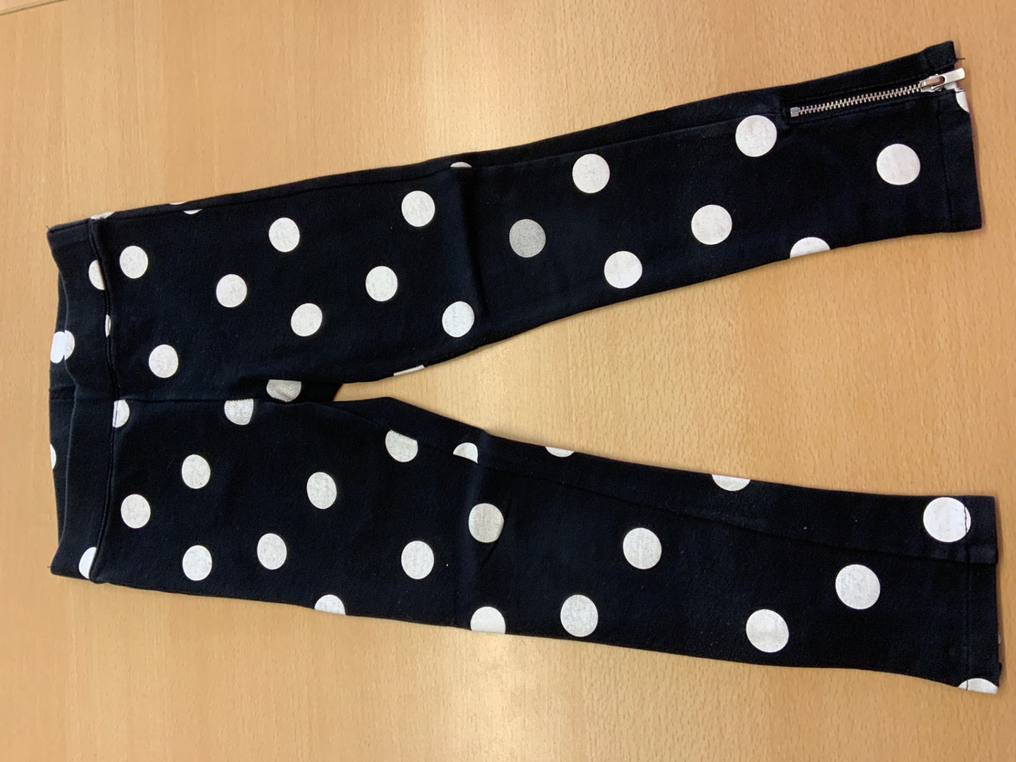  Leggins 110 Schwarz mit weißen Punkten