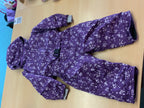 Winteroverall 86 Lila mit weißen Blumenmustern
