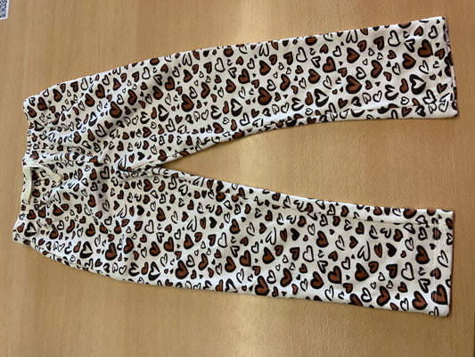  Hose 122 Weiß mit braunem und schwarzem Herzenmuster