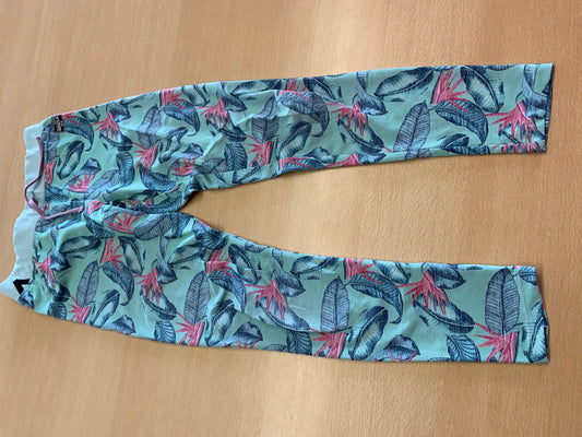  Sporthose 116/122 Blau mit Blumenmuster in Pink und Dunkelblau