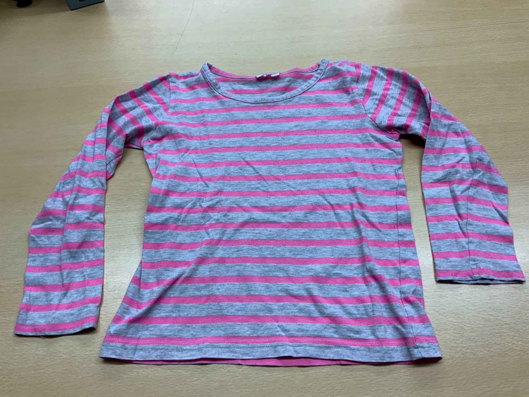  Langarmshirt 128 Grau und Pink