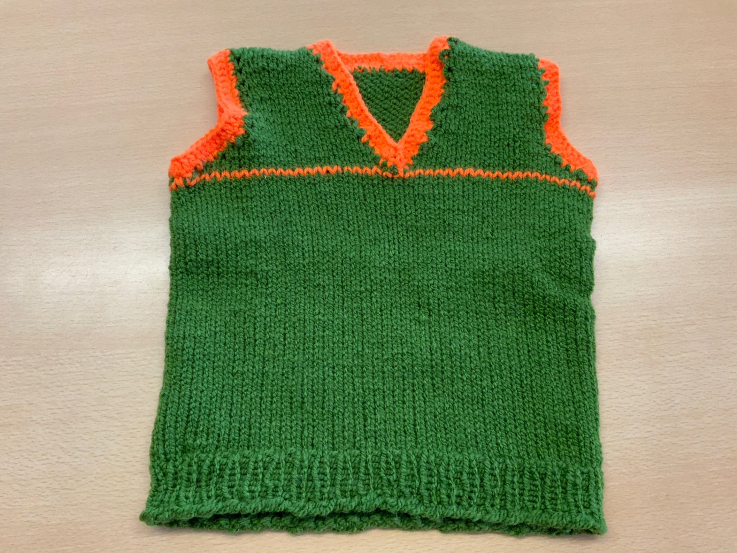 Weste 92/98 Grün und Orange