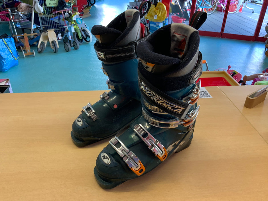 Nordica Skischuhe Dunkelgrün