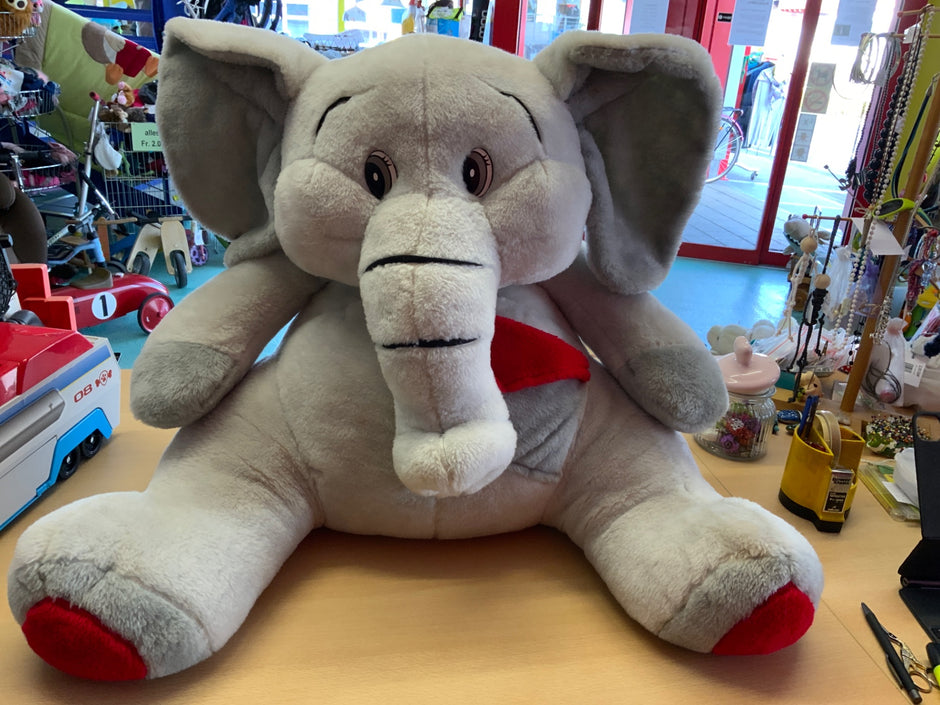Elefant Beige, Rot
