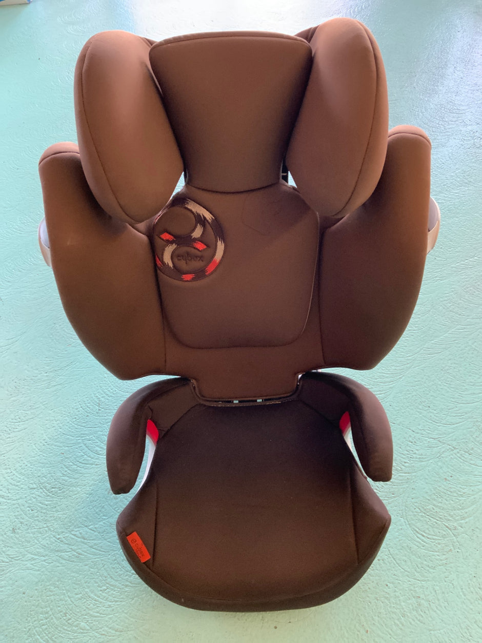 Cybex Kindersitz Braun