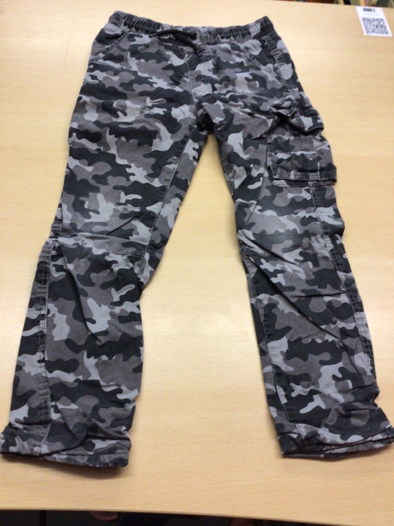 Hose 140 Grau-Schwarz