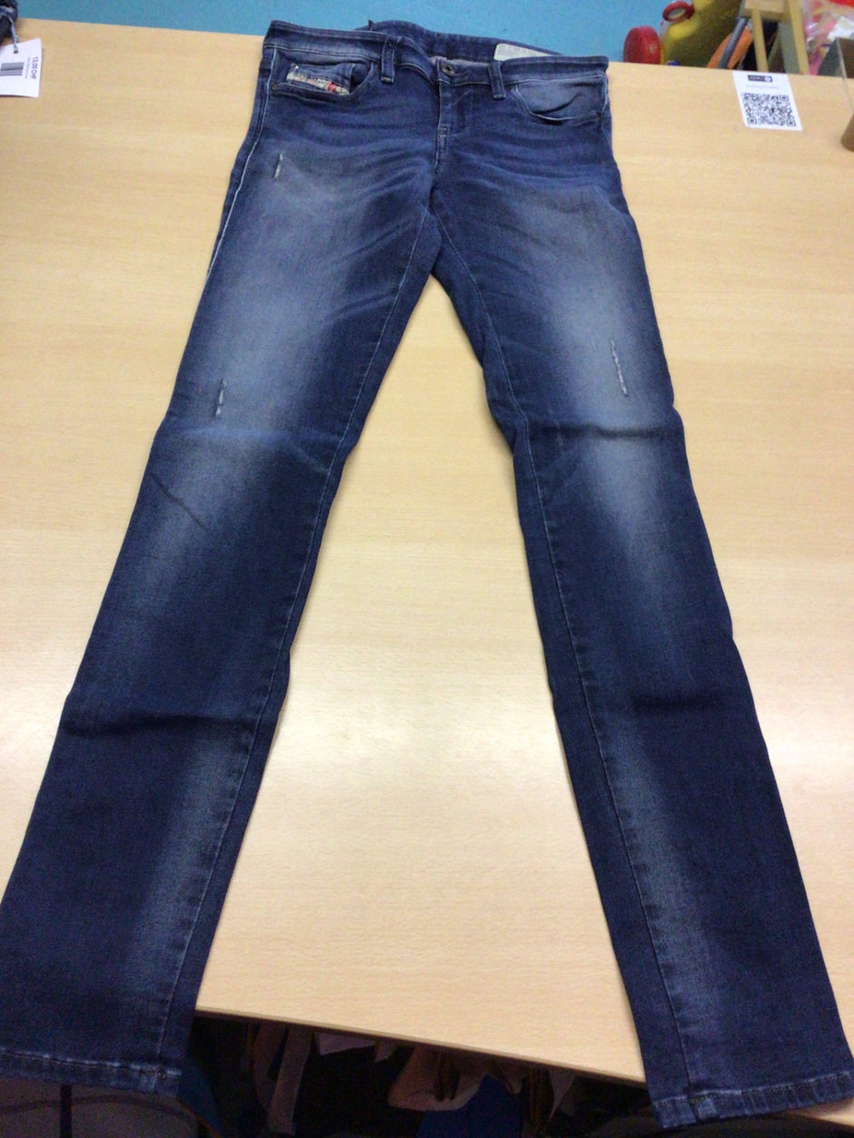 Jeans W26/L32 Dunkelblau, ausgewaschene Akzente