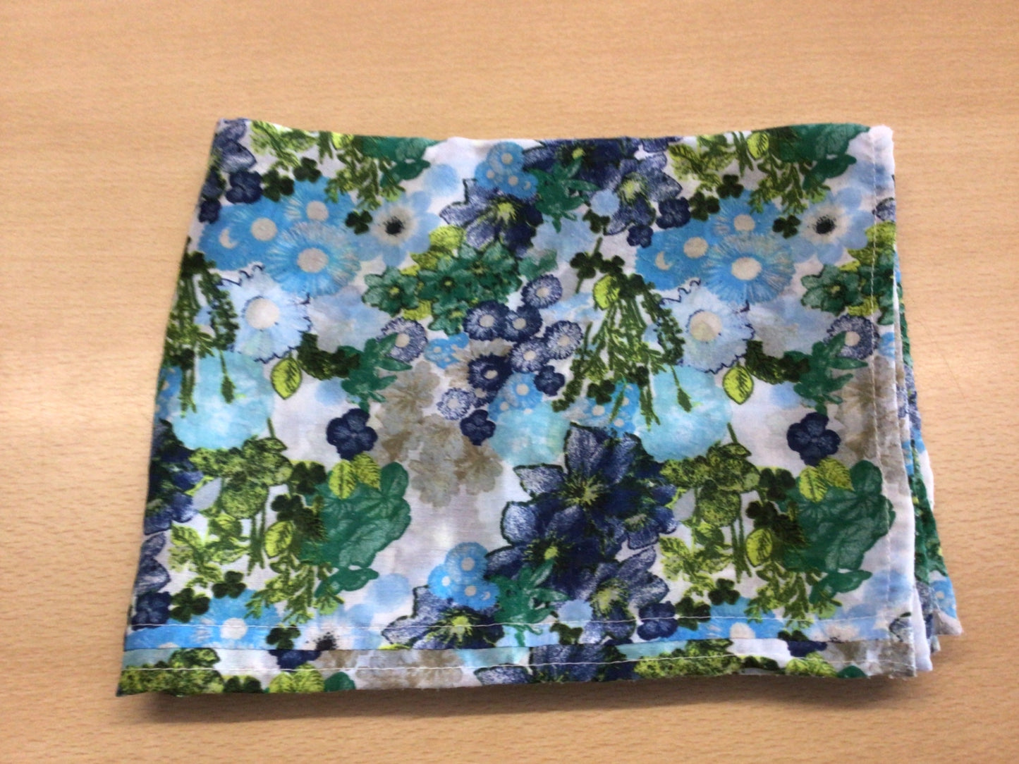 Schal Blau, Grün, Weiß