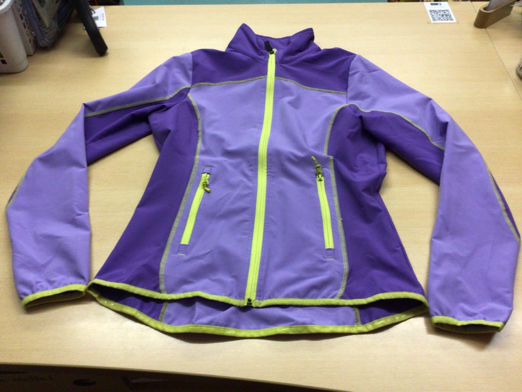 Jacke 38 Lila und Gelb