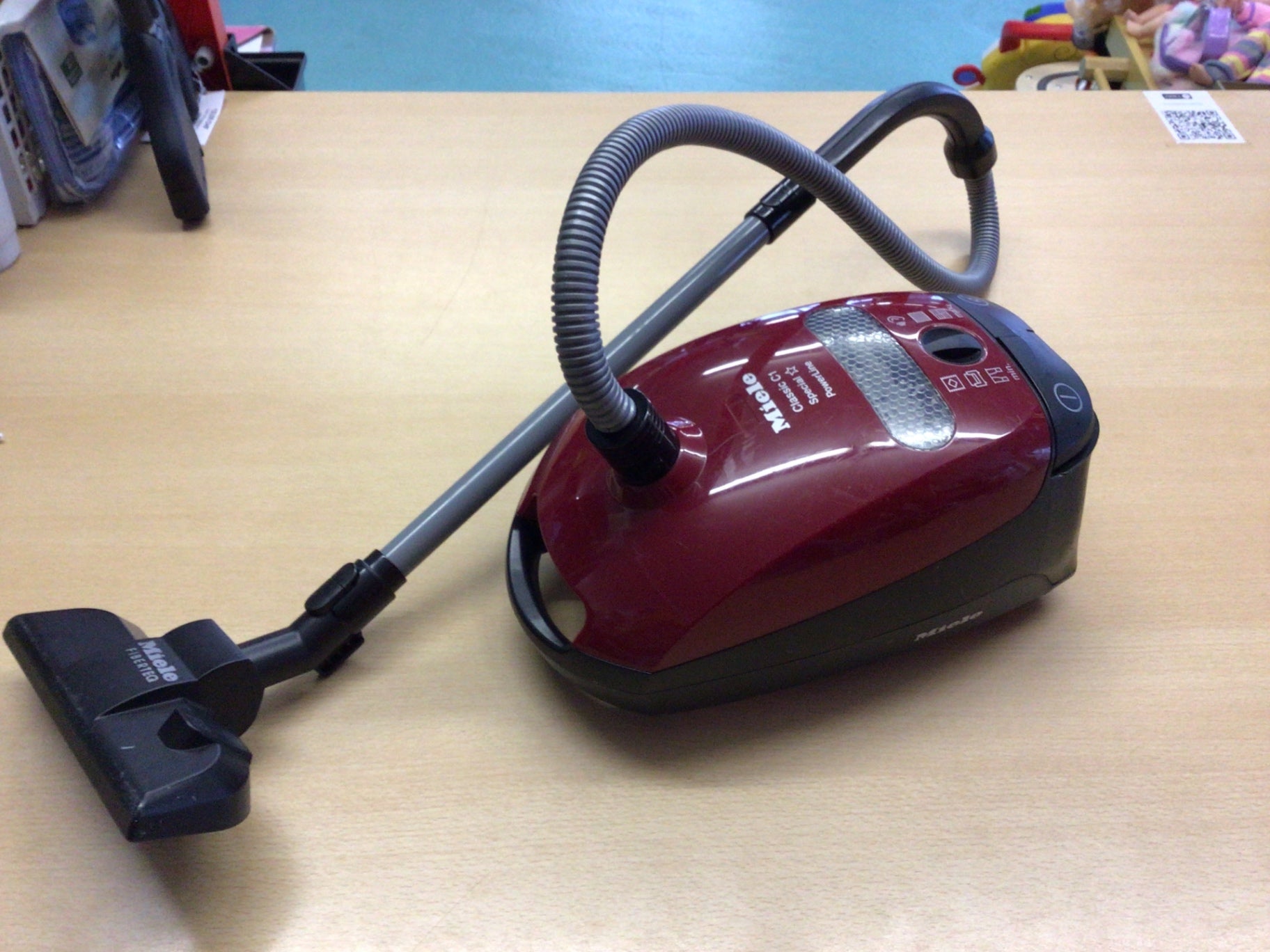 Miele Staubsauger Rot