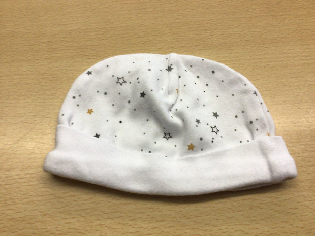  Baby-Mütze Weiß mit Sternmuster