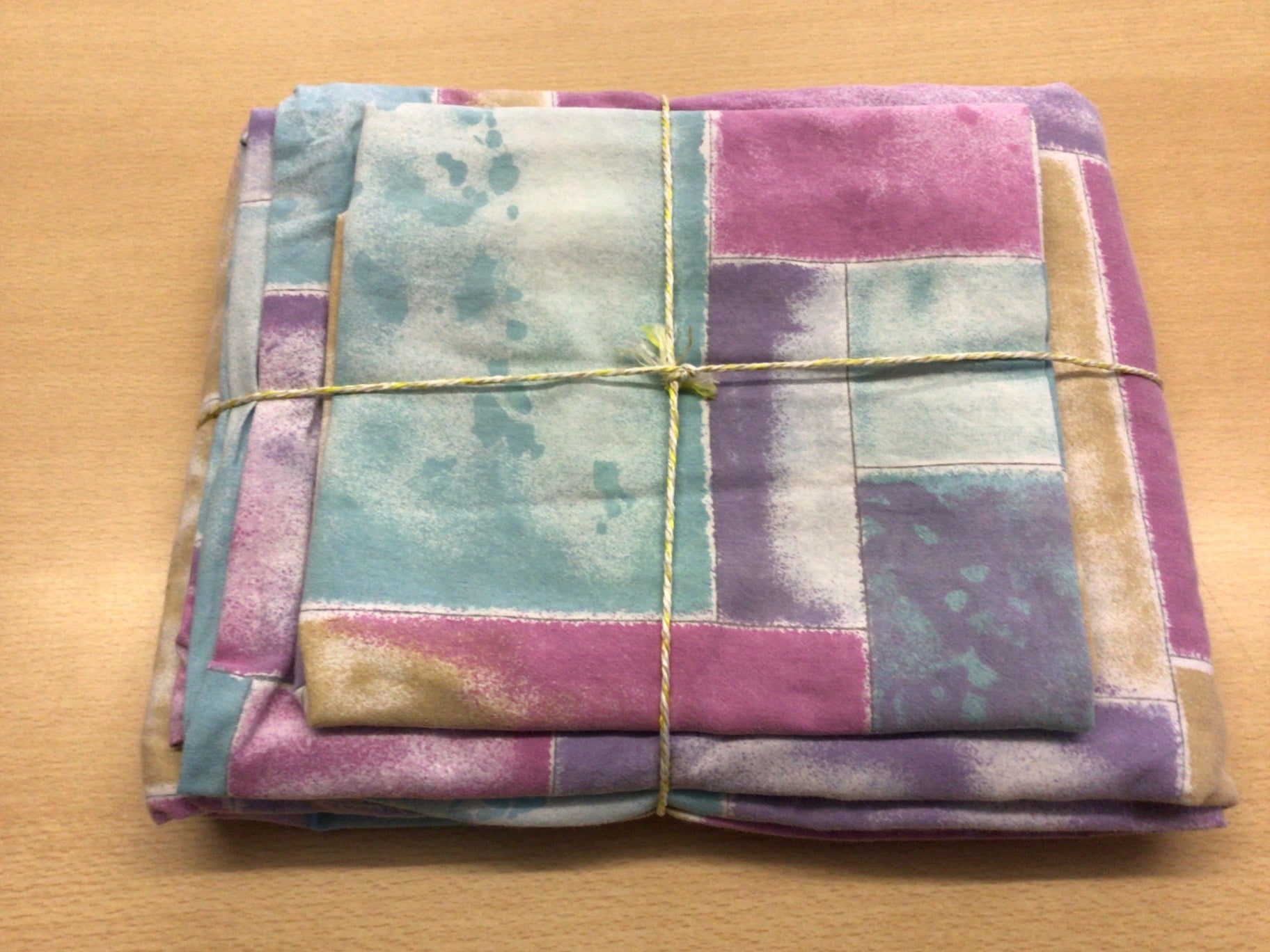  Bettwäsche Bunt mit Pastelltönen (Lila, Blau, Beige)