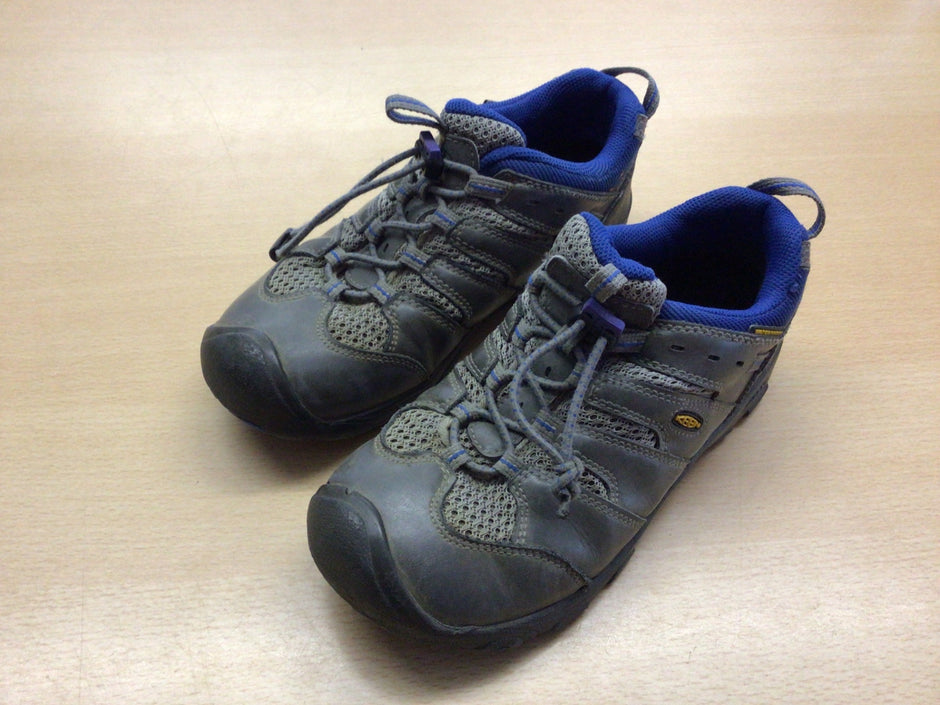 Keen Sportschuhe 36 Grau und Blau