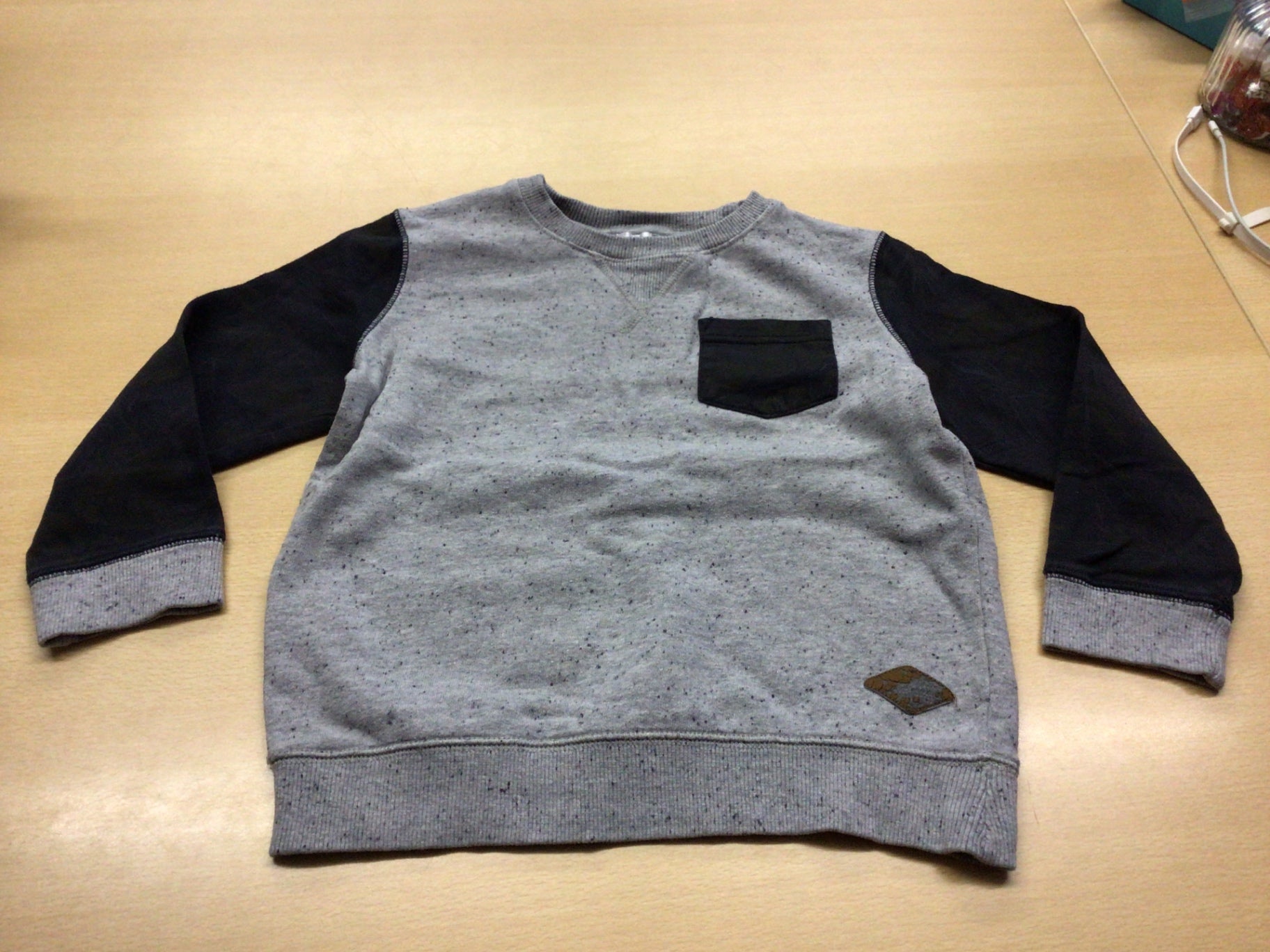 Sweatshirt 110/116 Grau