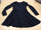  Kleid 140 Dunkelblau mit weißen Punkten