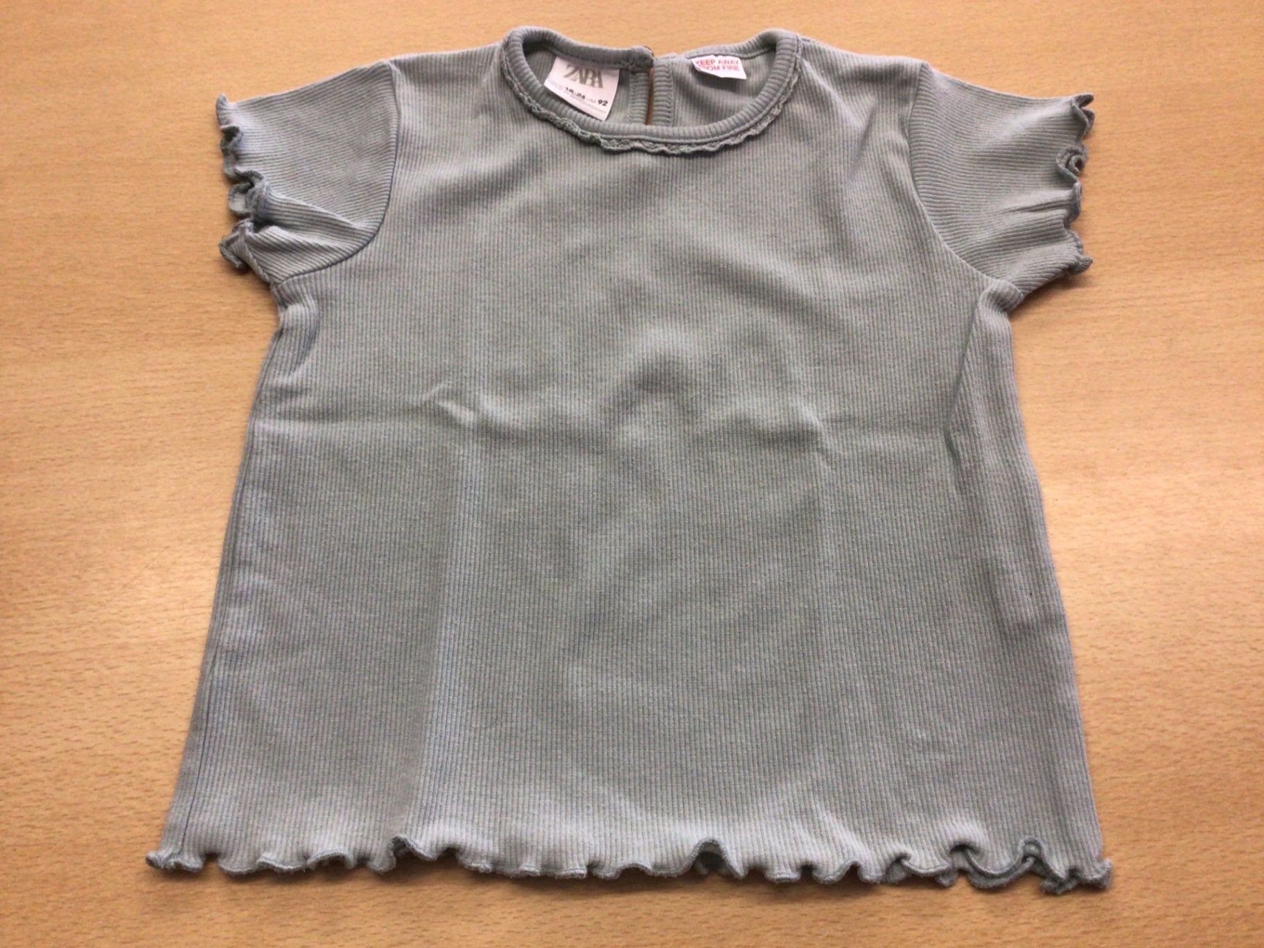 Zara T-Shirt 92 Mintgrün