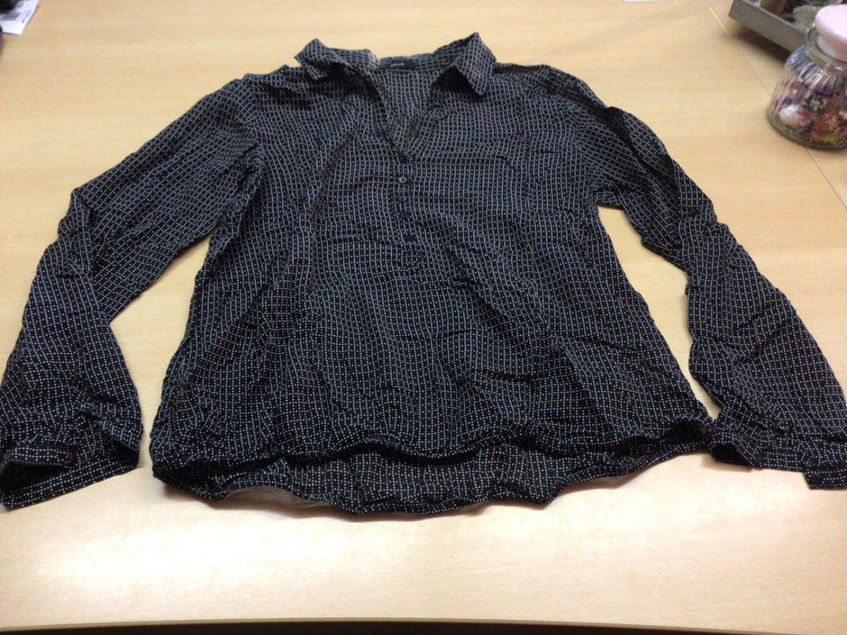 Opus Bluse 40 Schwarz mit weißen Punkten