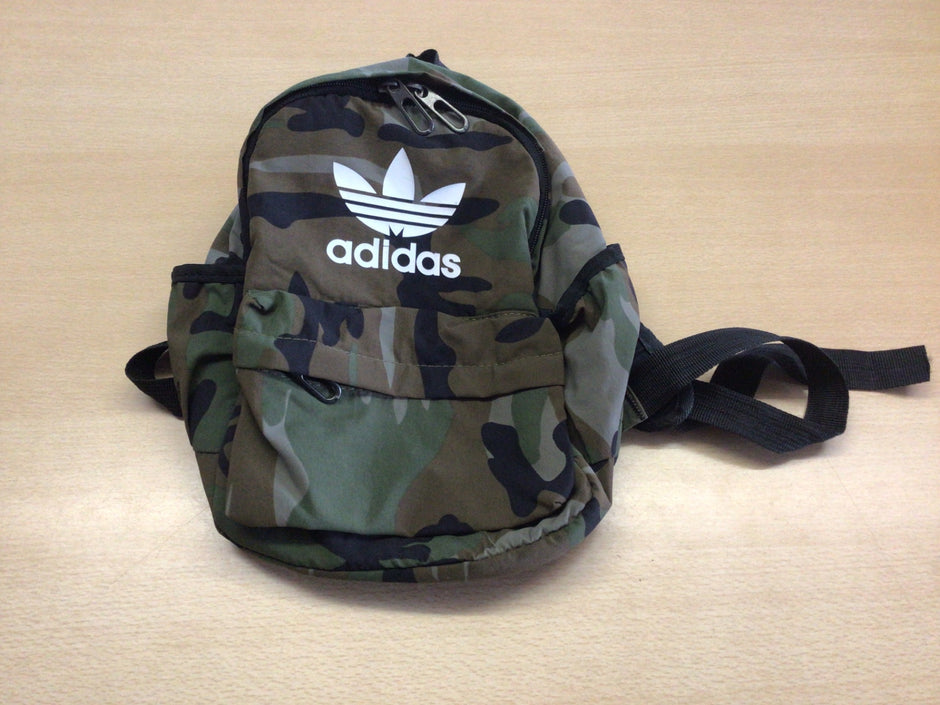 adidas Rucksack Grün, Schwarz, Beige