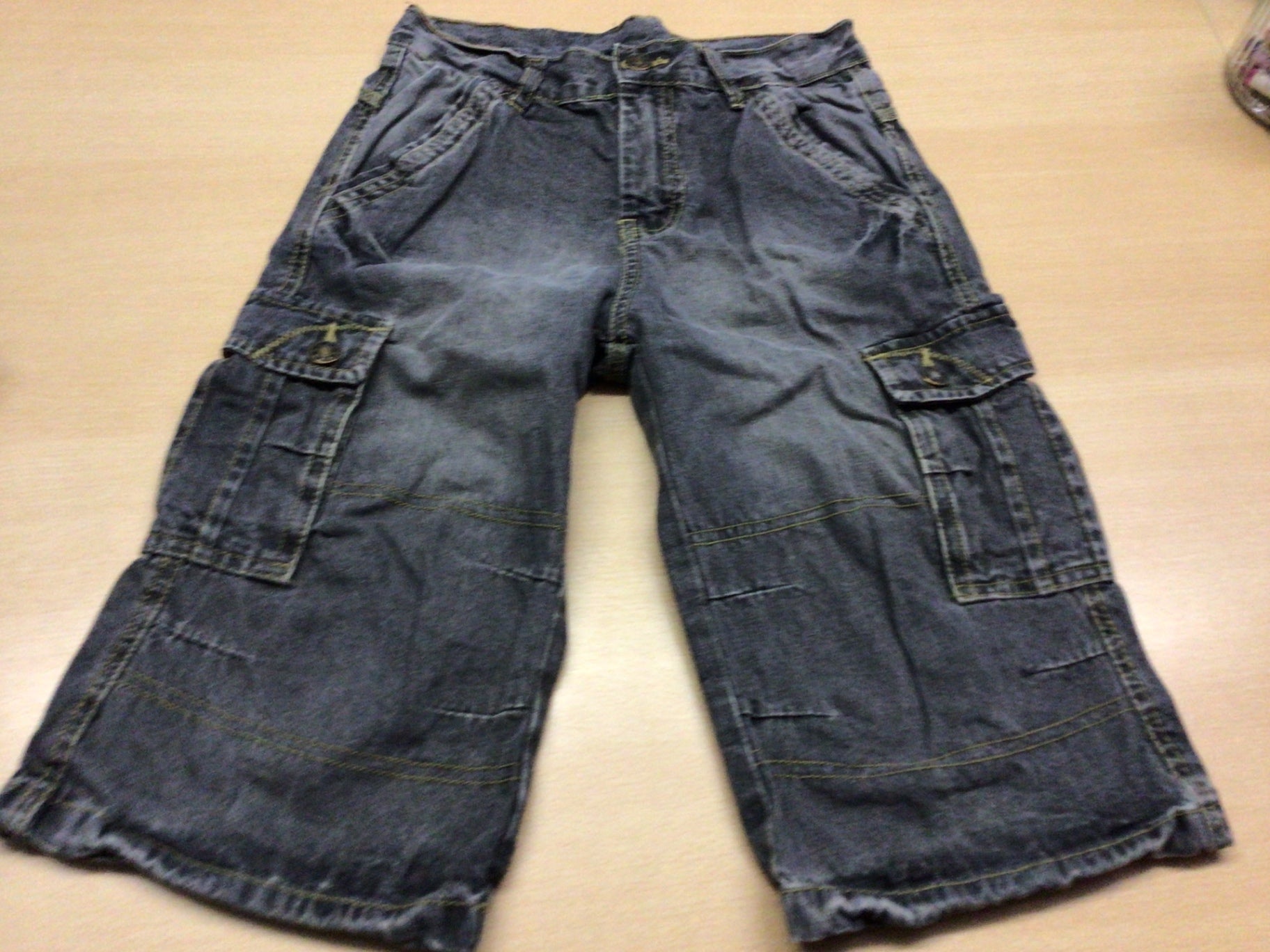 Shorts 140 Grau