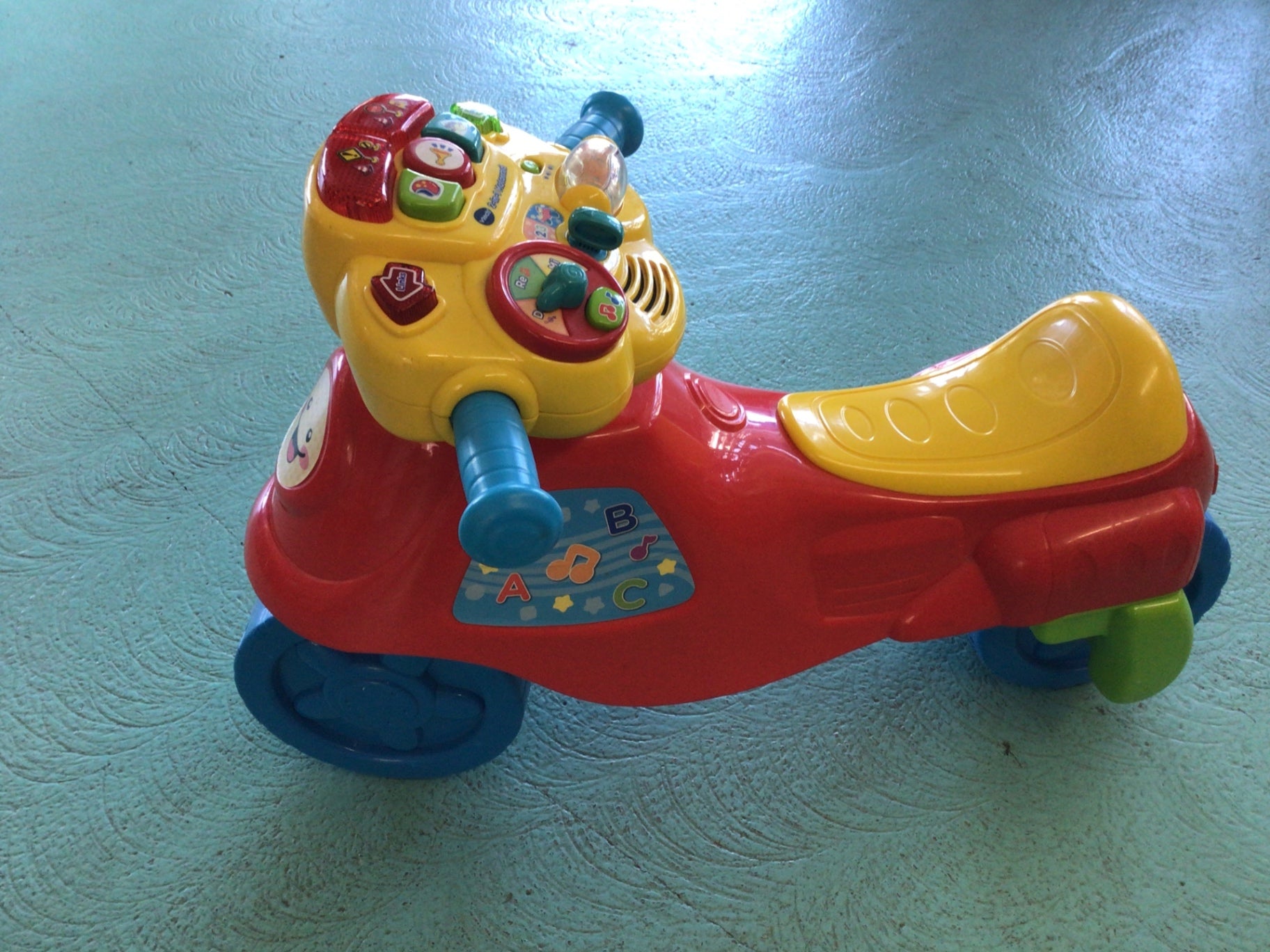 VTech Spielzeugtöff Mehrfarben