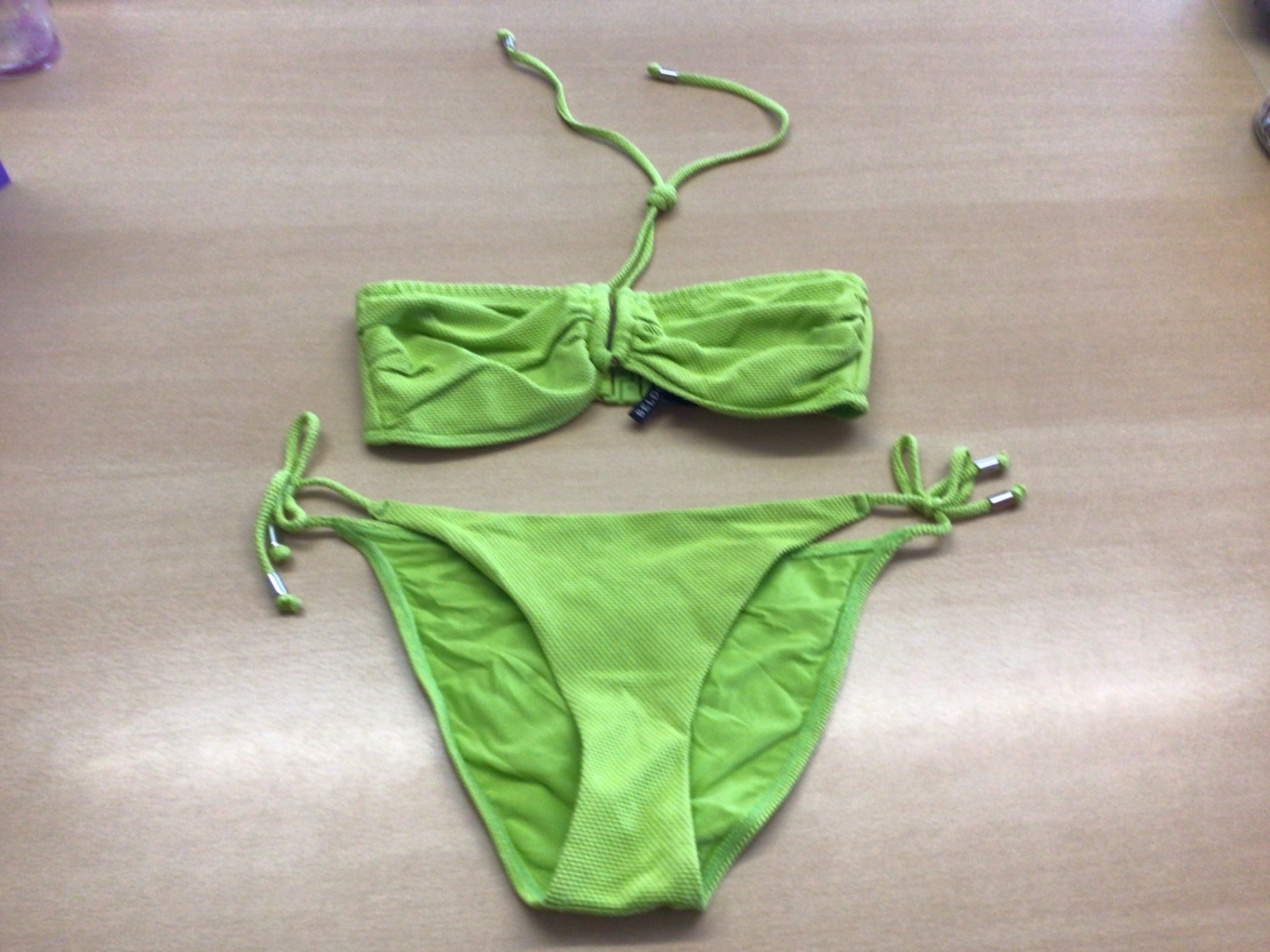 Bikini 36D Neongrün