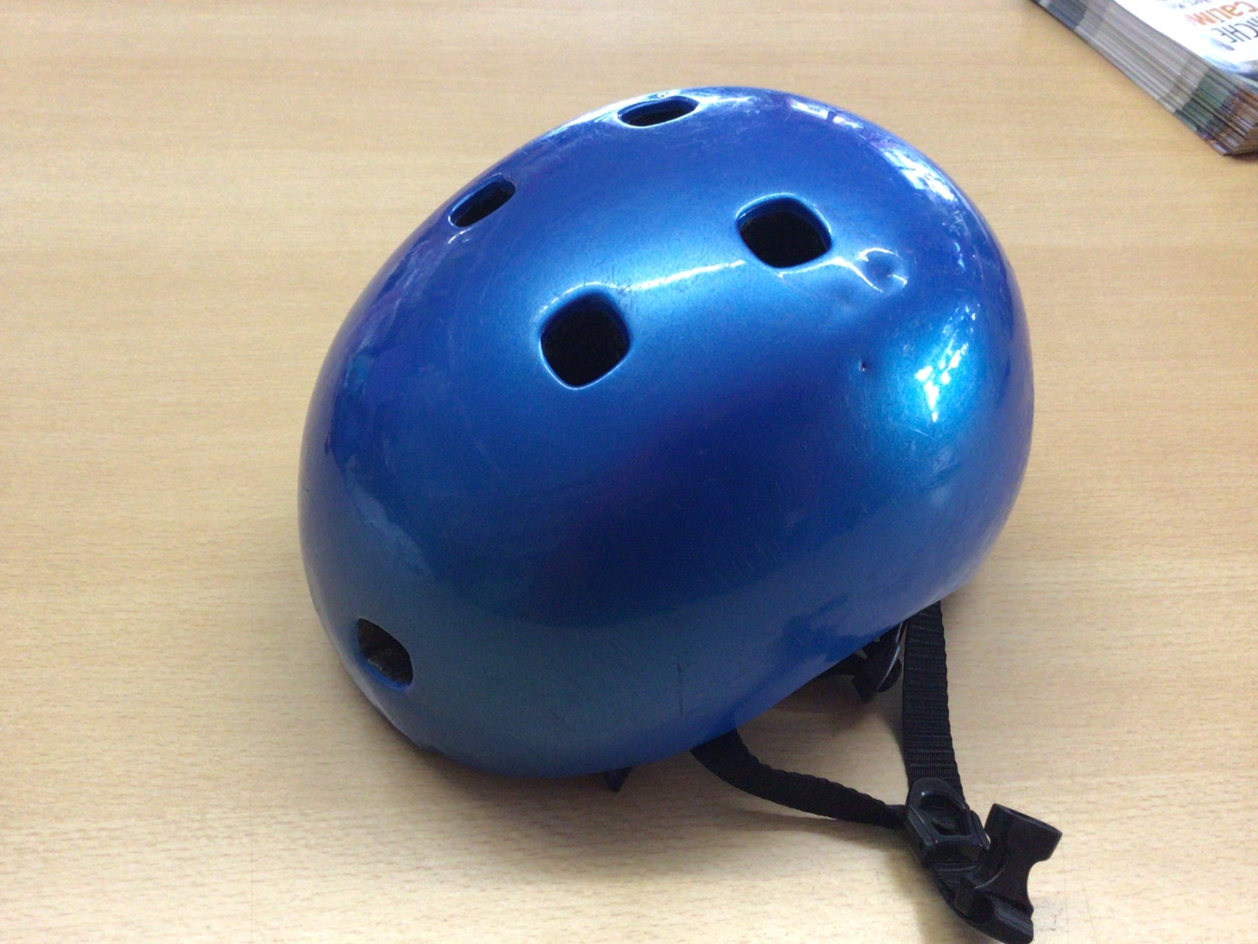Schutzhelm Blau