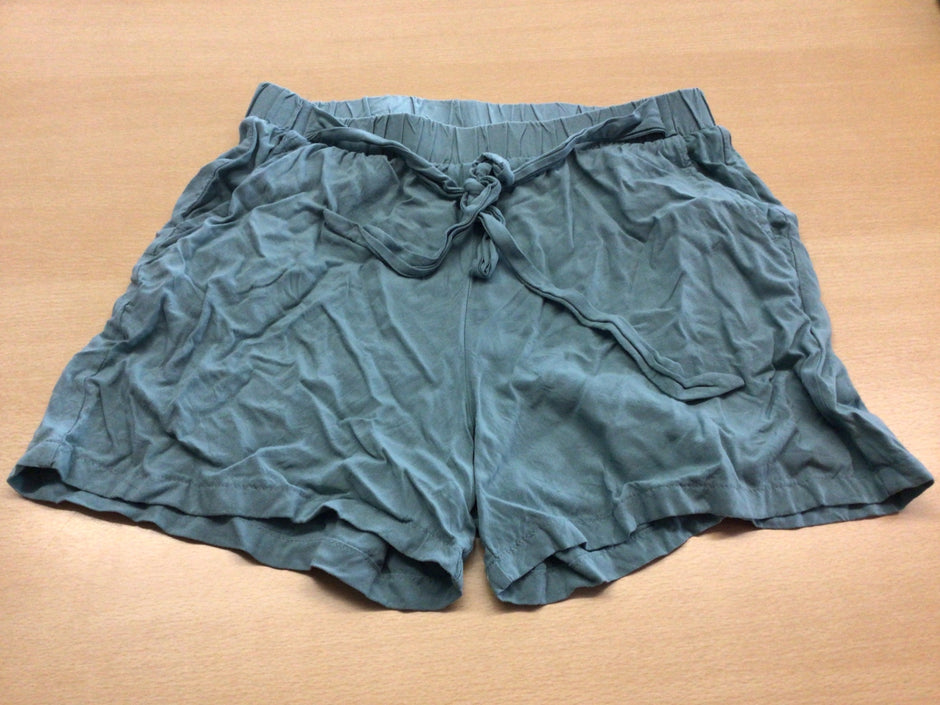 Shorts M Grün