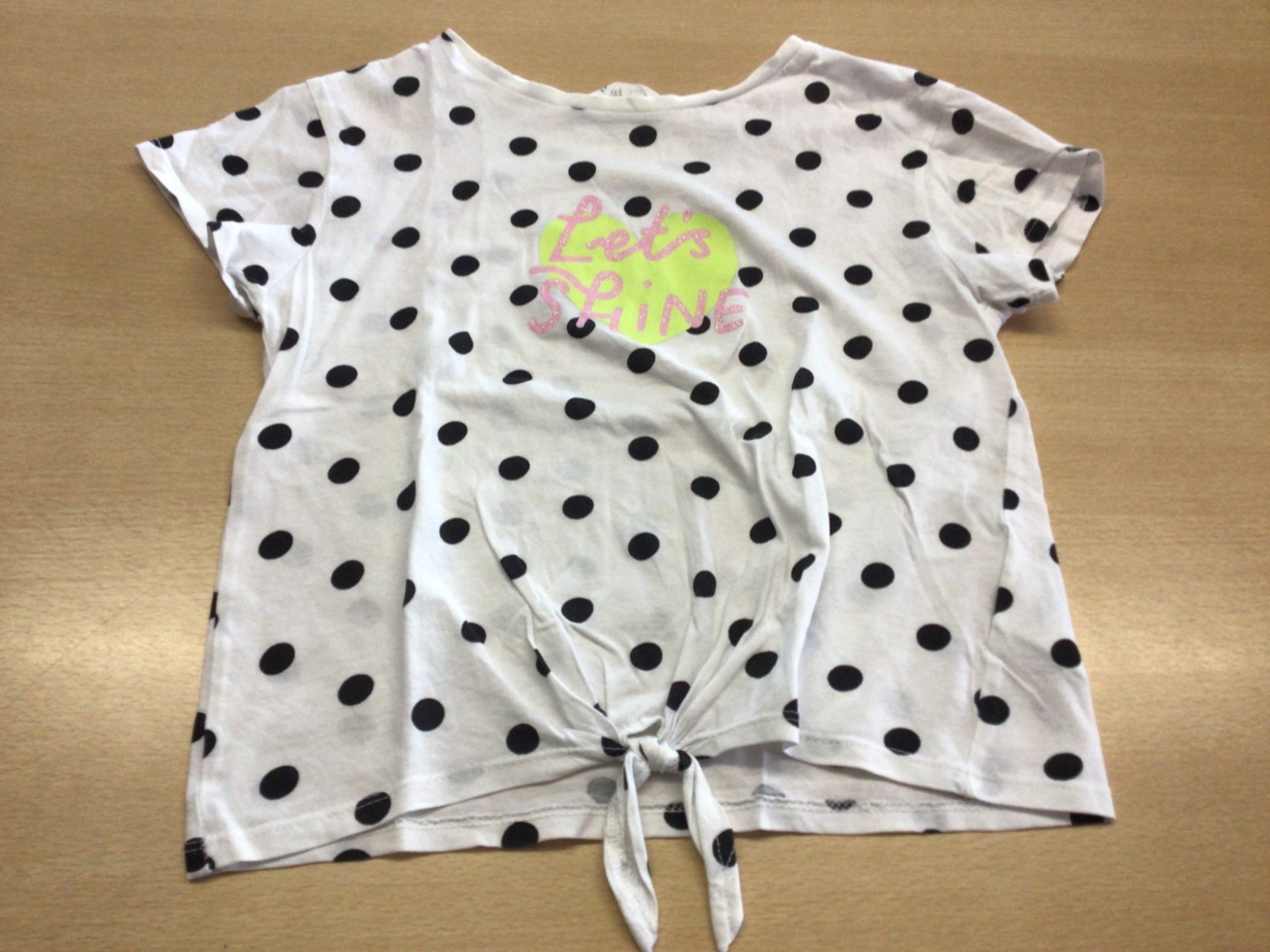 T-Shirt 110/116 Weiß mit schwarzen Punkten