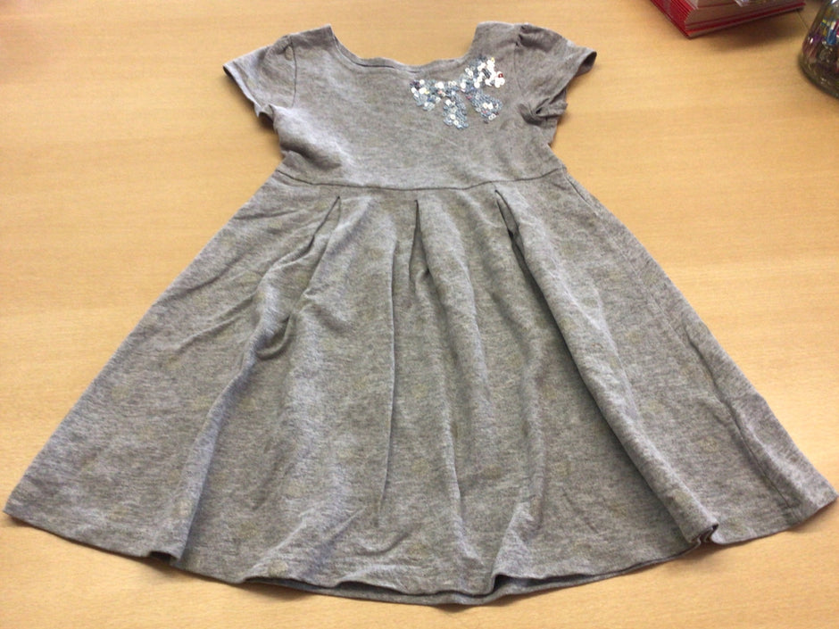 Kleid 116 Grau