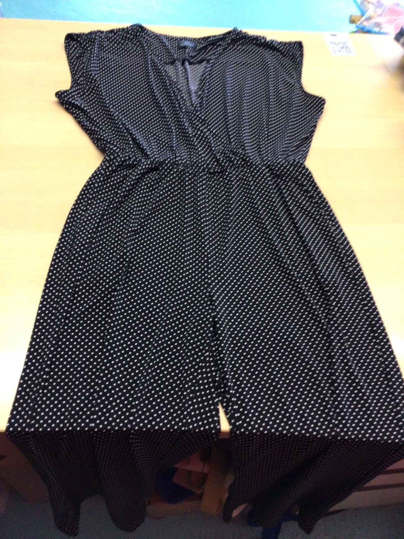Jumpsuit 38 Schwarz mit weißen Punkten
