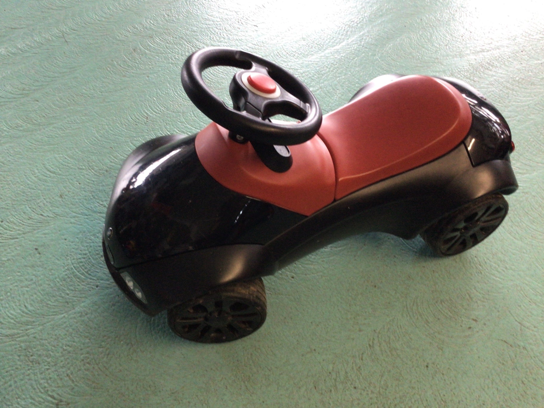 Spielzeugauto BMW Schwarz und Braun
