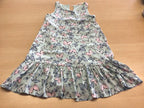 Kleid 122 Mint mit Schmetterlingsmuster in Pink, Schwarz und Weiß